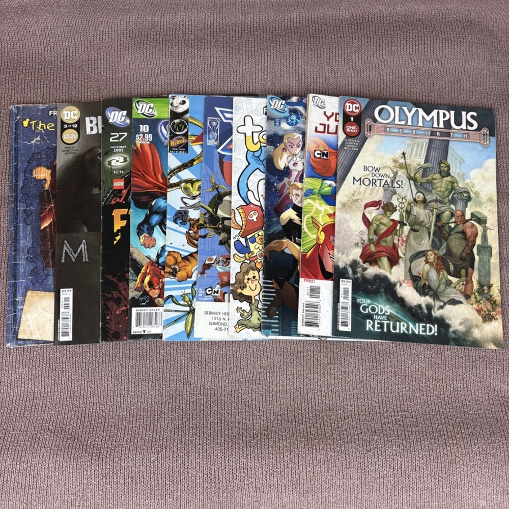 10 Comic Book Lot Mixed Modern Era‎ Superheroes Collector's Find DC Comics